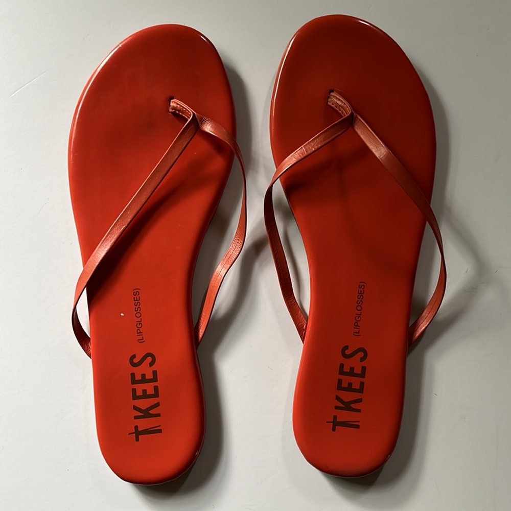 TKEES | Lipgloss Patent and Leather Sandals- Poppy - Picture 3 of 11